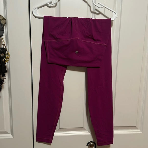 LULULEMON HIGH RISE ALIGN 28” -rare colour - Picture 1 of 4